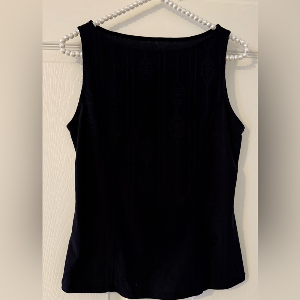Black Smooth pattern on black dress top